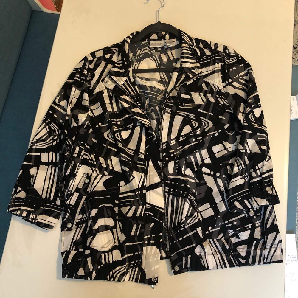 Chico’s Printed Light Zip Up Jacket - image 6